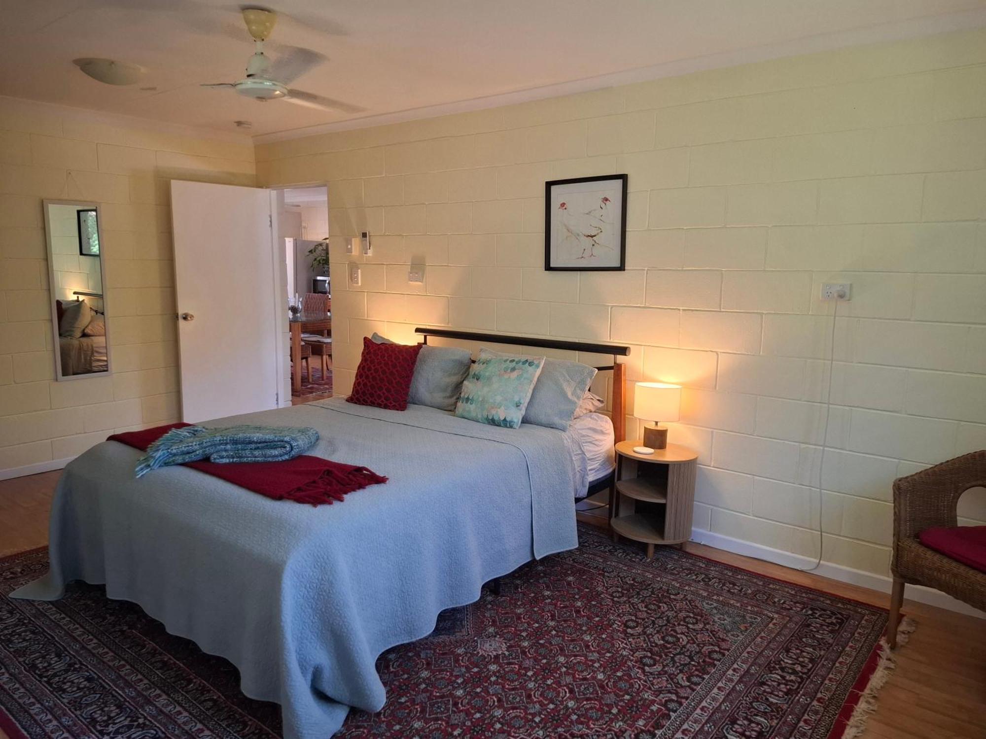 J & Ella'S Holiday House - 2 Bedroom, 2 Bathroom Home Cooktown Exterior photo